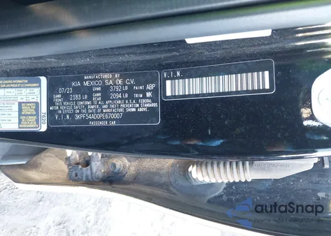 2023 Kia Forte Gt-Line z USA, uszkodzony, nr VIN 3KPF54AD0PE670007